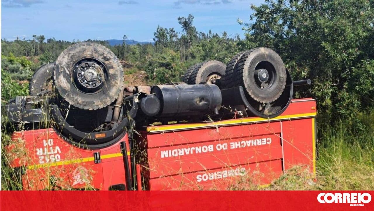 Firefighters involved in accident on the way to forest fire in Sertã
