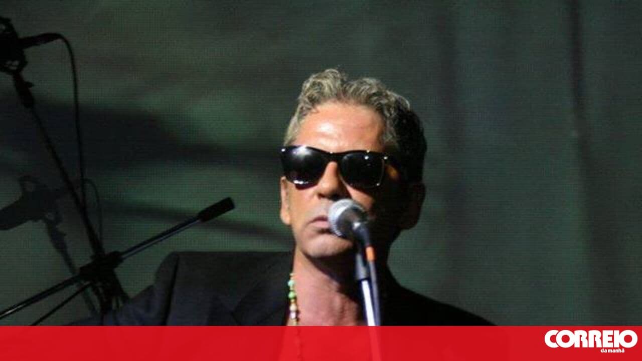 Carlos Gonçalves Pereira, lead singer of Corpo Diplomático, has died