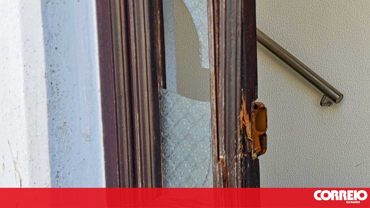 Priest held captive for an hour and a half by three robbers at a church in Cantanhede