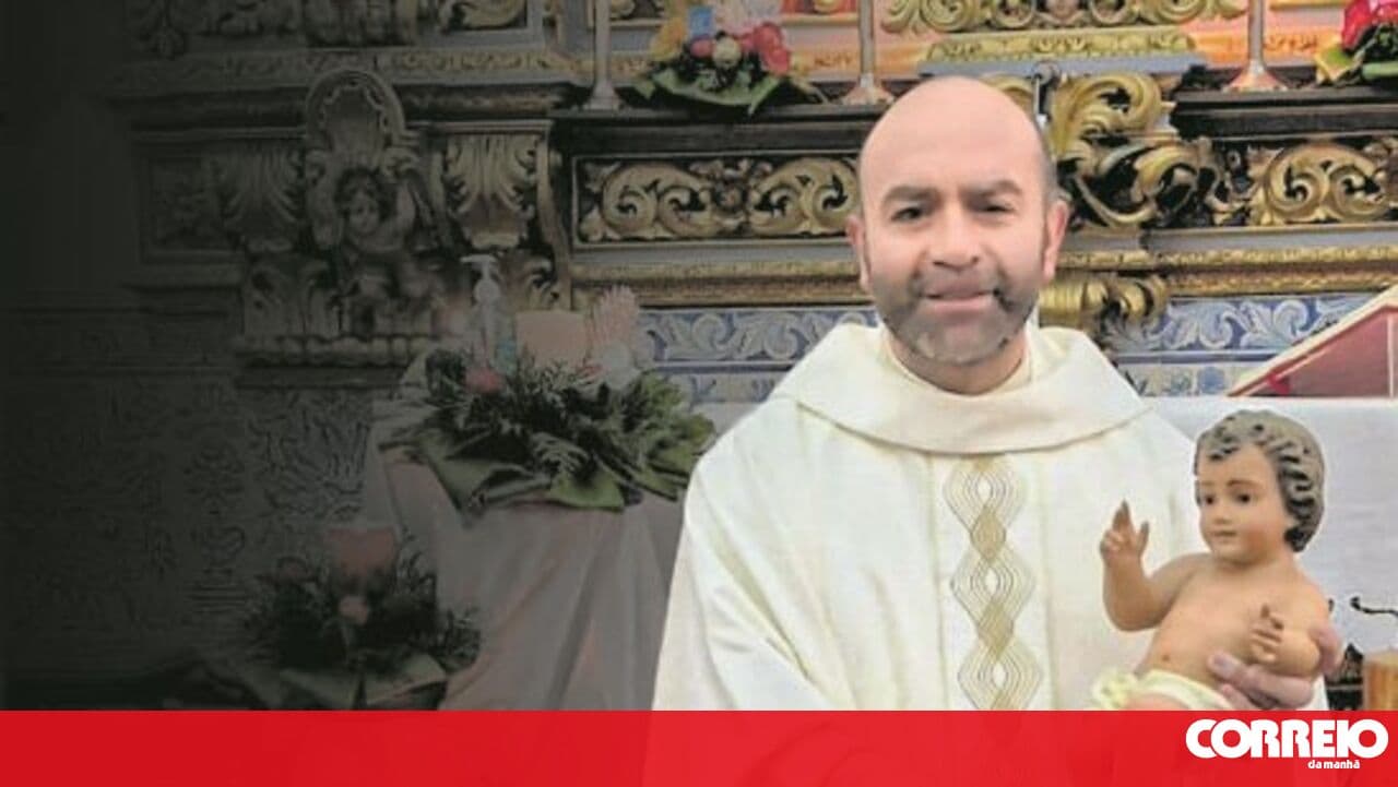 Priest expelled from the altar for sexual abuse lives alone and isolated 200 metres from the church