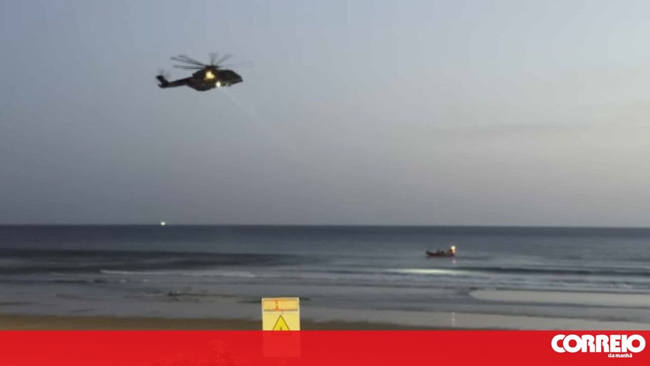 24-year-old man dies after being pulled by the current while in the sea with his girlfriend in Costa da Caparica