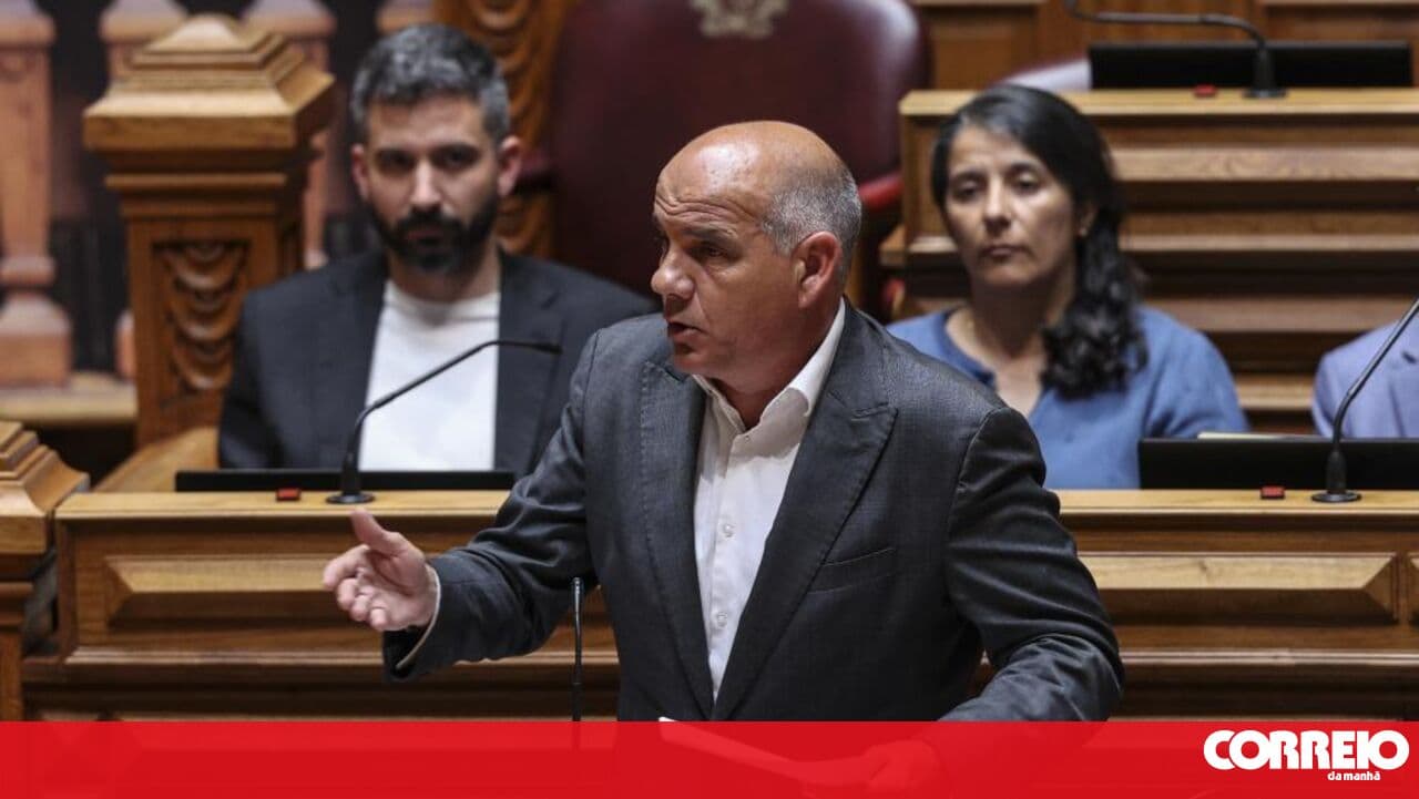 Raimundo challenges Montenegro to withdraw labour package at the next fortnightly debate