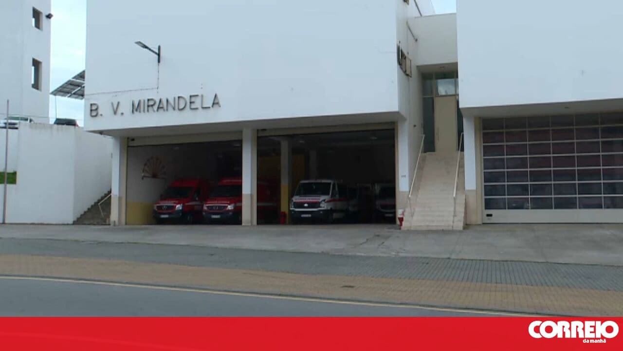 Firefighter from Mirandela brigade assaulted and required hospital treatment