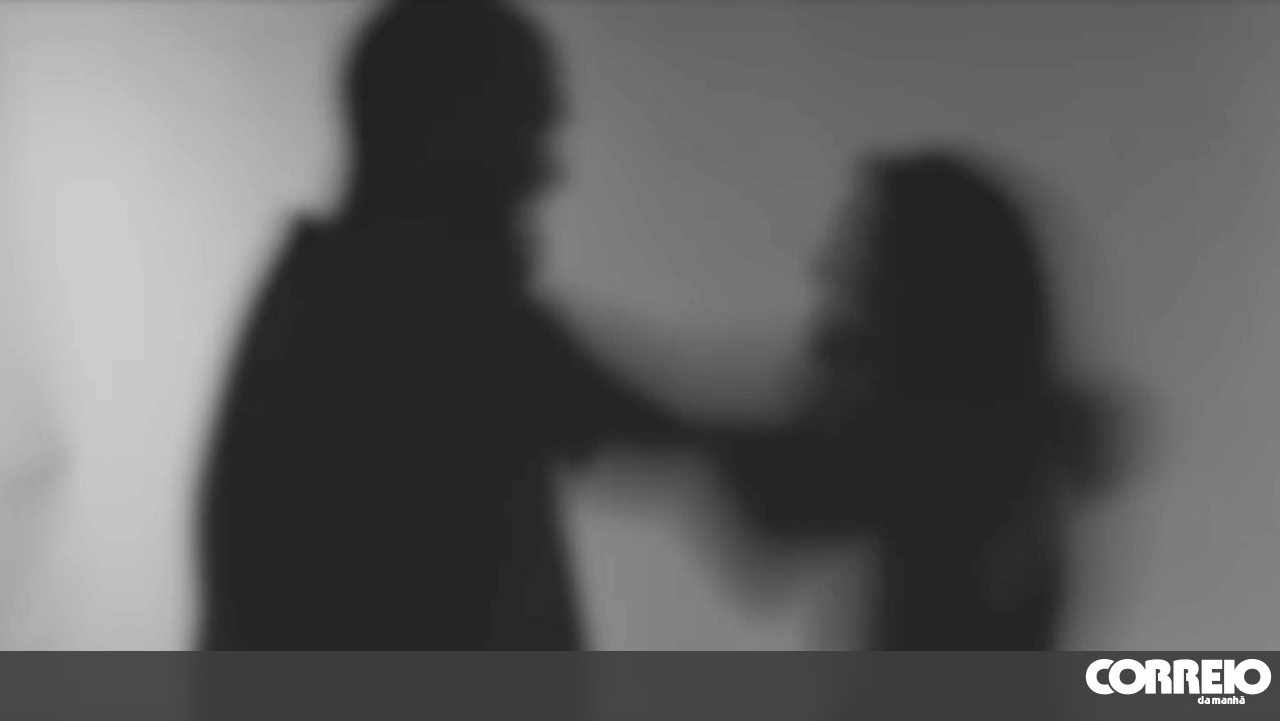 Pre-trial detention for domestic violence suspect against ex-partner in Sesimbra