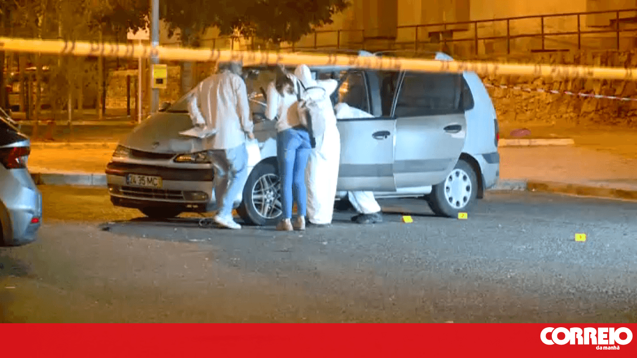 Two seriously injured in shooting following road collision in Cascais