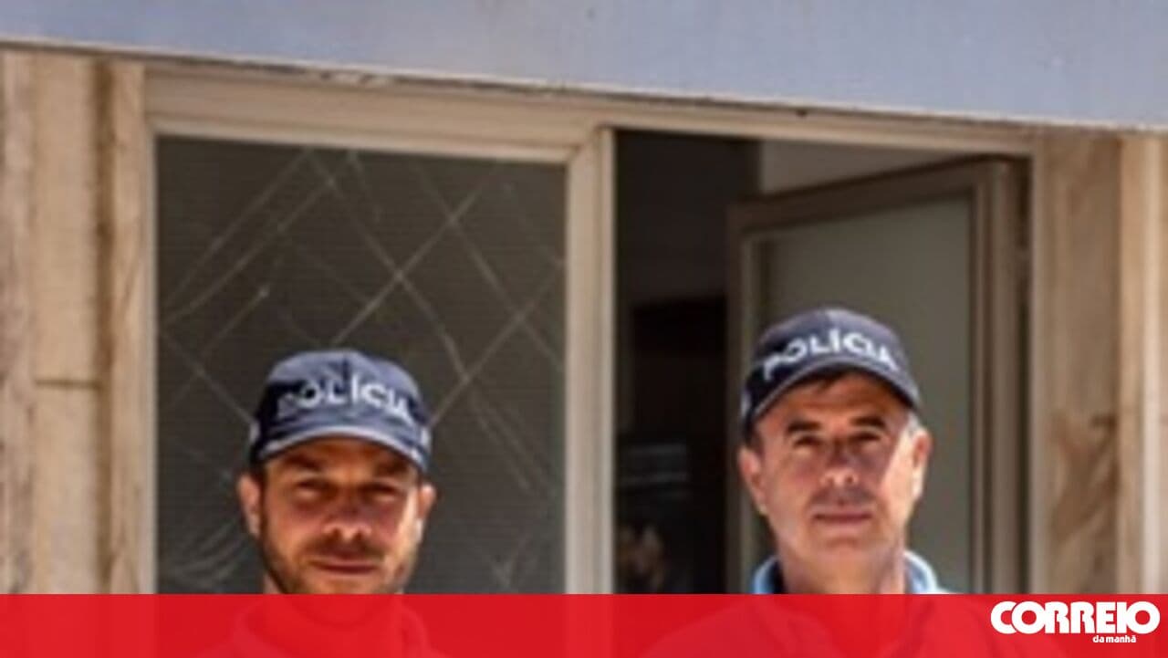 Two police officers from Cacém save the life of a 15-day-old baby who was choking