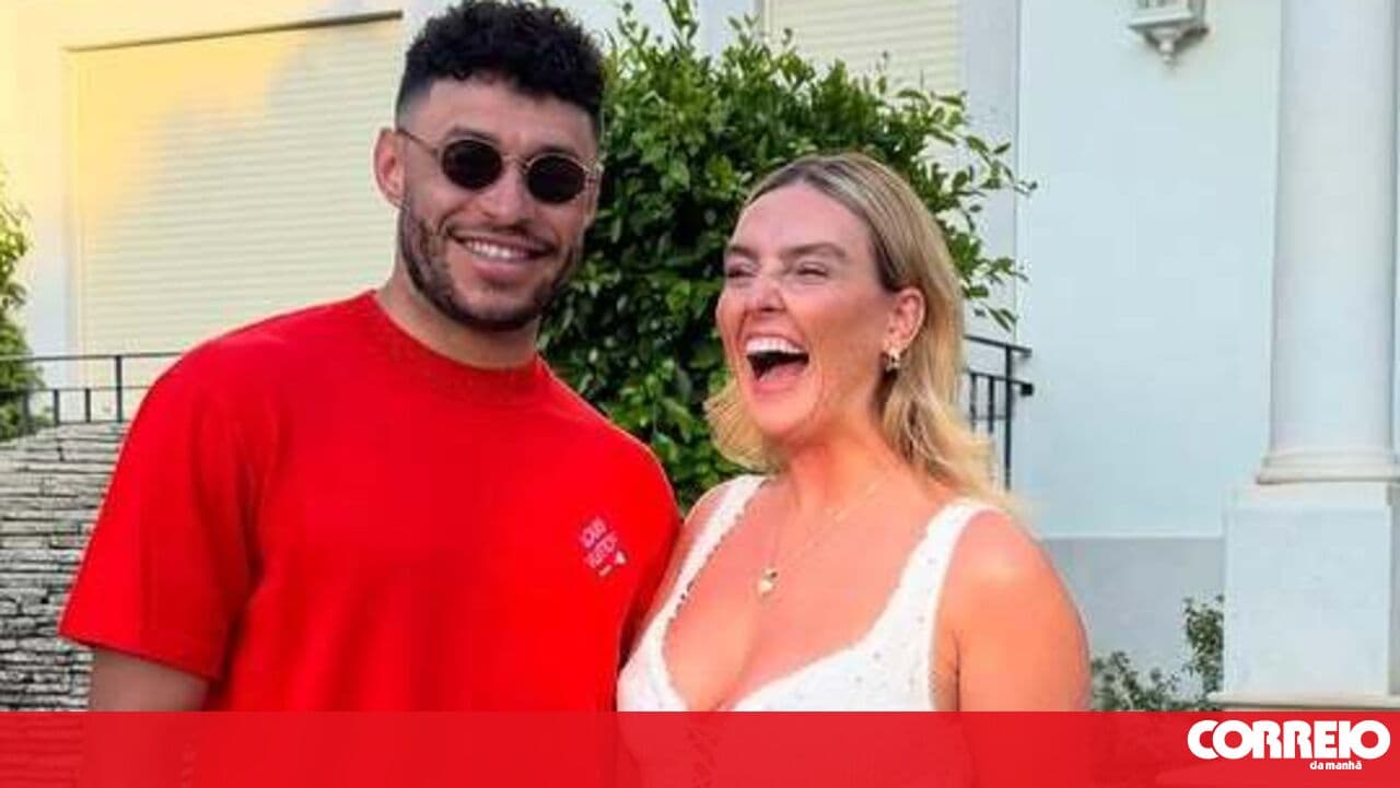 Finally married. Little Mix singer and Alex Oxlade-Chamberlain tie the knot in the Algarve