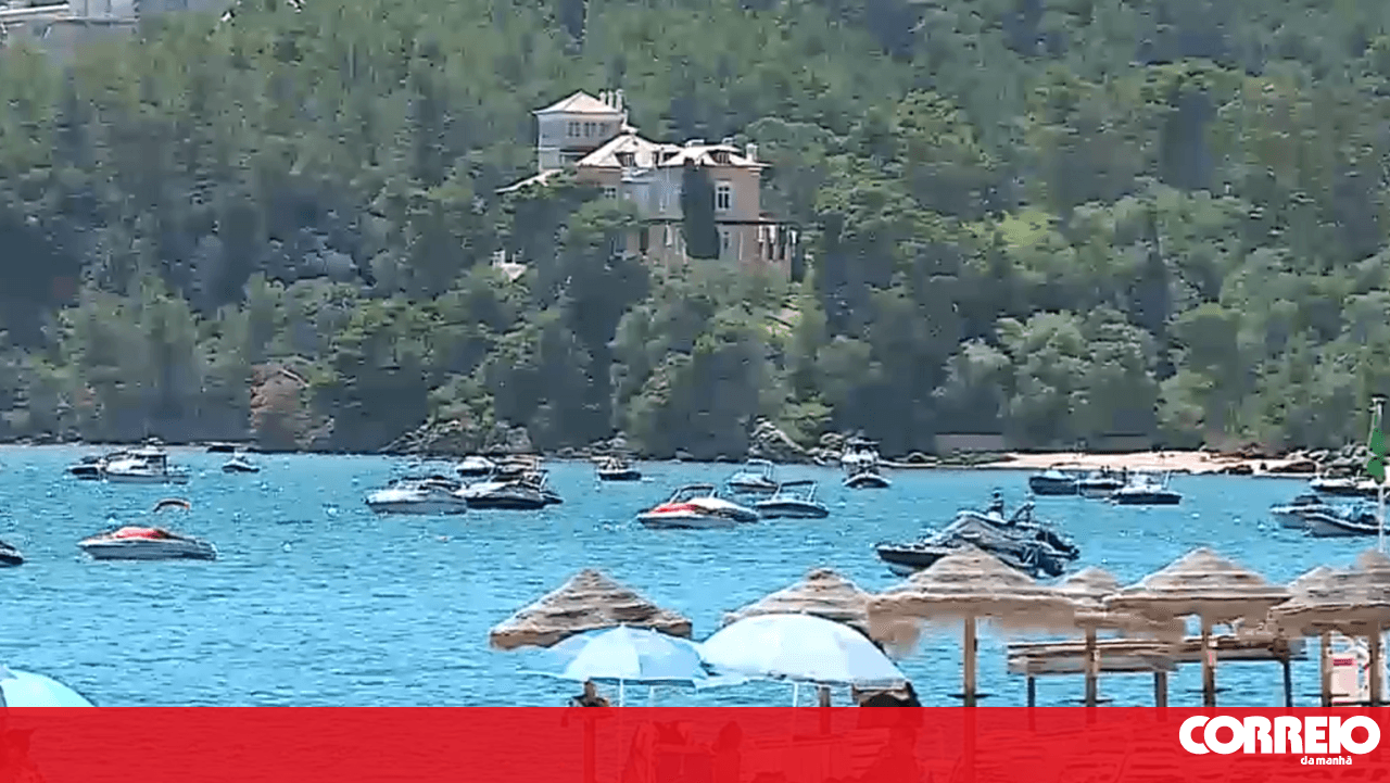 These beaches have always belonged to the people: beachgoers outraged by limited access to Arrábida beaches