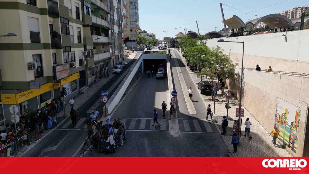 Drone footage shows emergency response at the scene of the bus accident in Agualva-Cacém