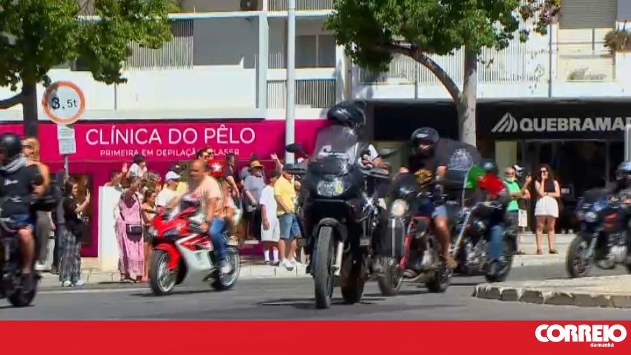 Thousands of motorcycles invade Faro in a parade that closes the 44th International Motorcycle Concentration in Faro