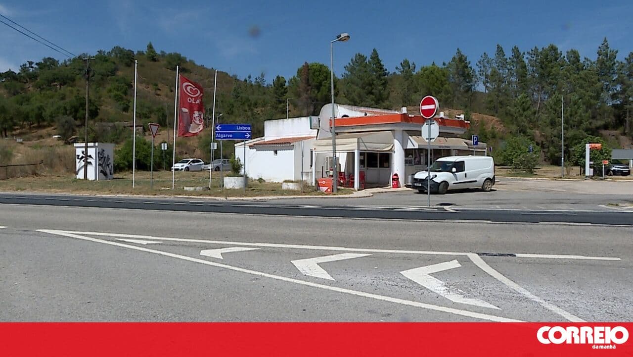 Thieves steal tobacco and scratchcards during robbery at petrol station near the IC1 in Silves