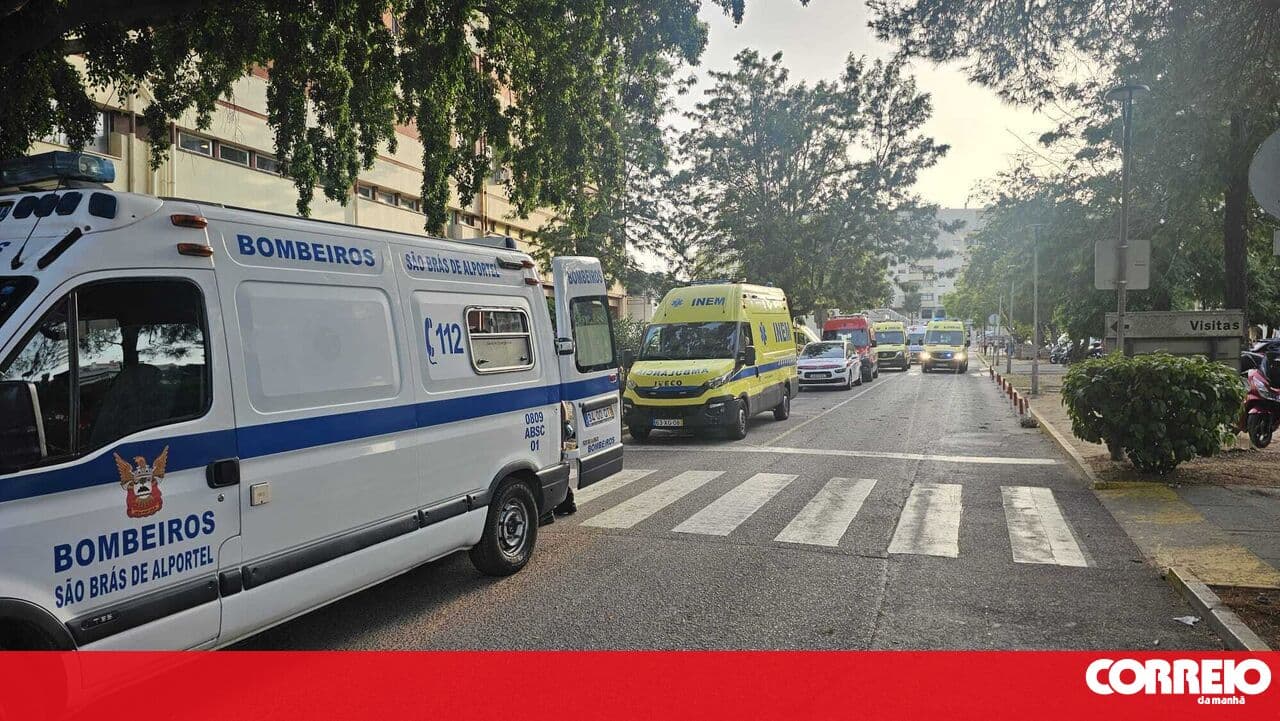 Ambulances held up compromise emergency response in the Algarve