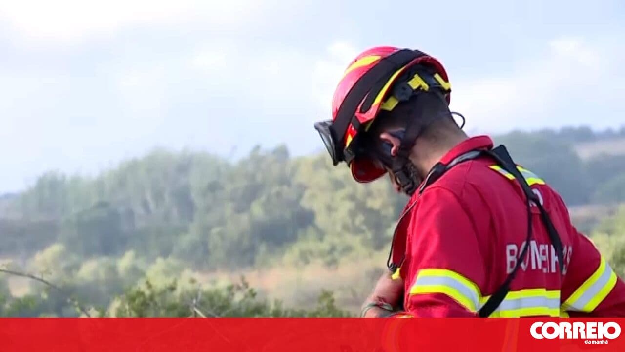Fire that mobilised seven aerial assets in Mafra enters conclusion phase