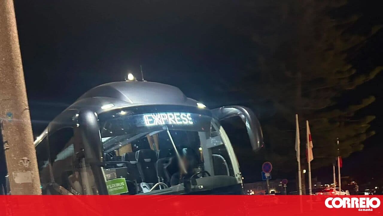 "My daughter called crying": Bus driver leaves 11-year-old girl at A2 service station