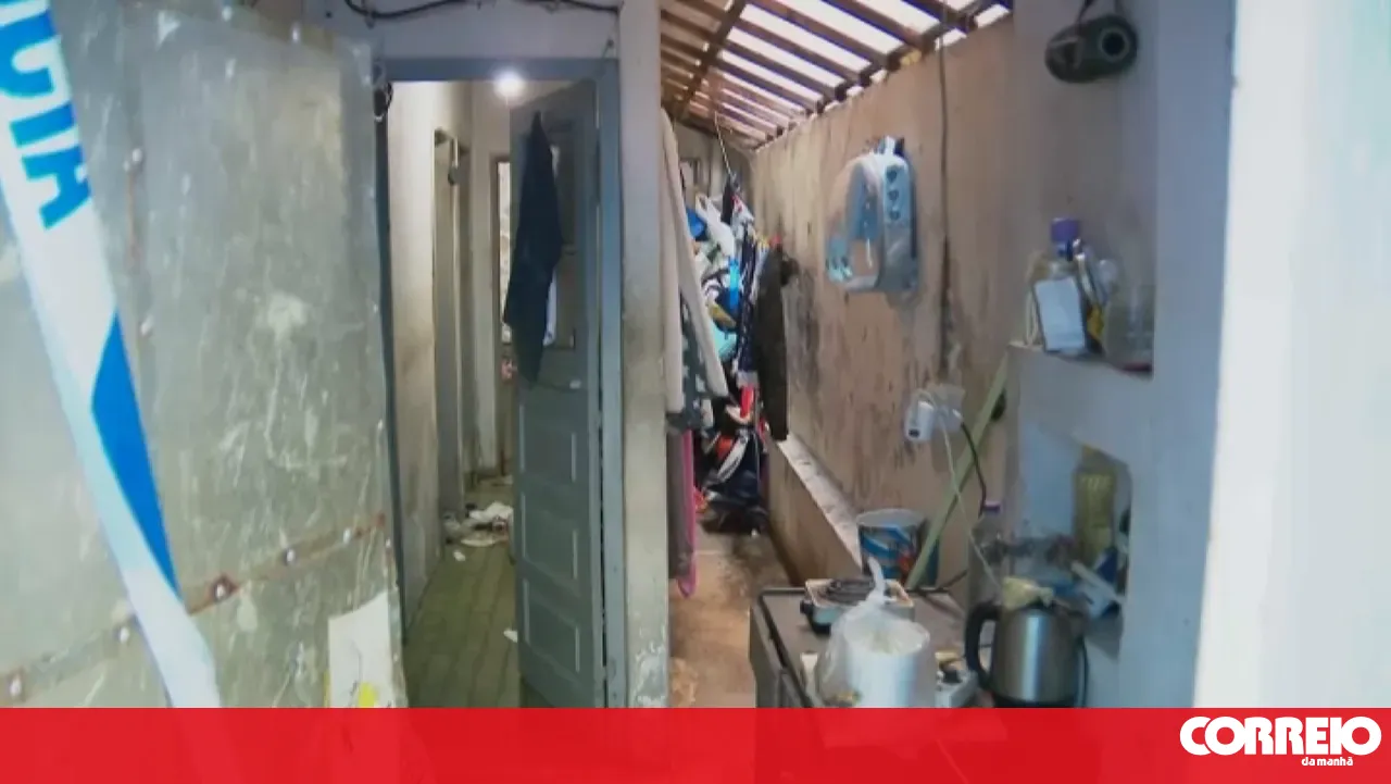 Couple lives for months with elderly man's corpse inside home to continue receiving pension