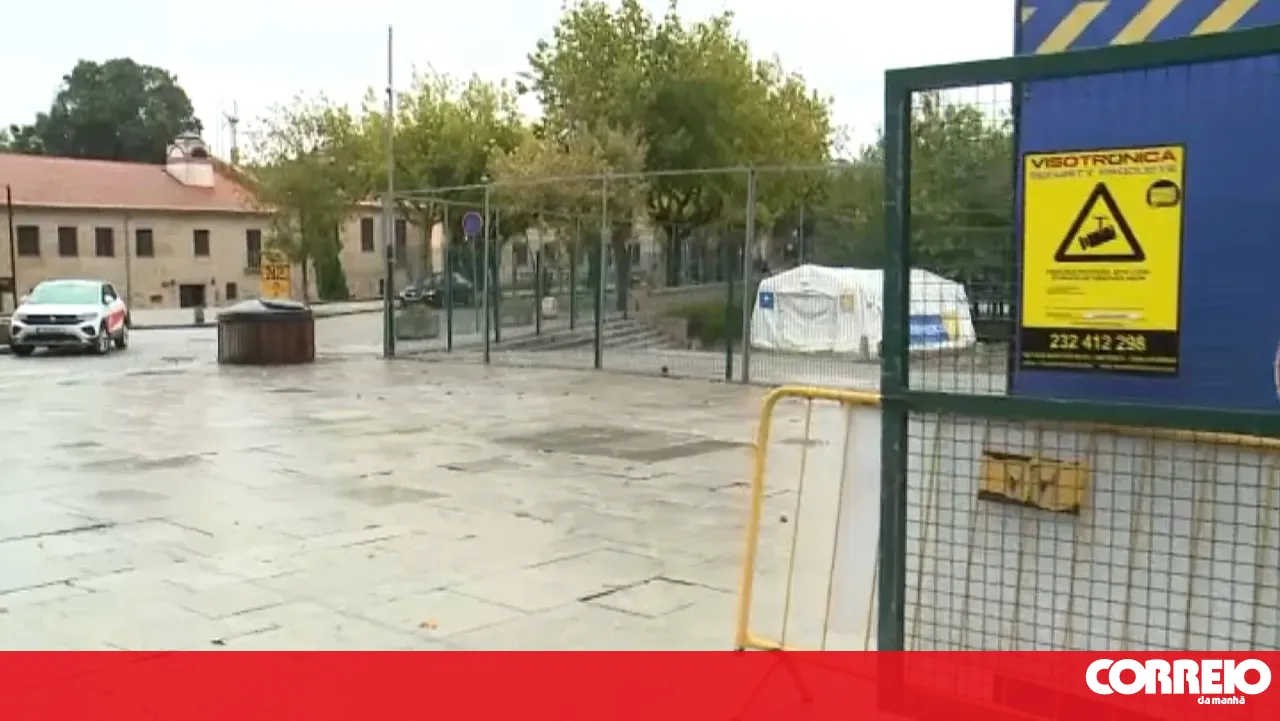 Woman injured after structure collapses due to strong winds in Viseu