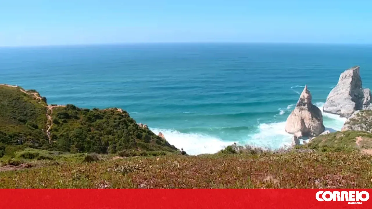 Search for the young man missing at Praia da Ursa in Sintra resumes for the third day