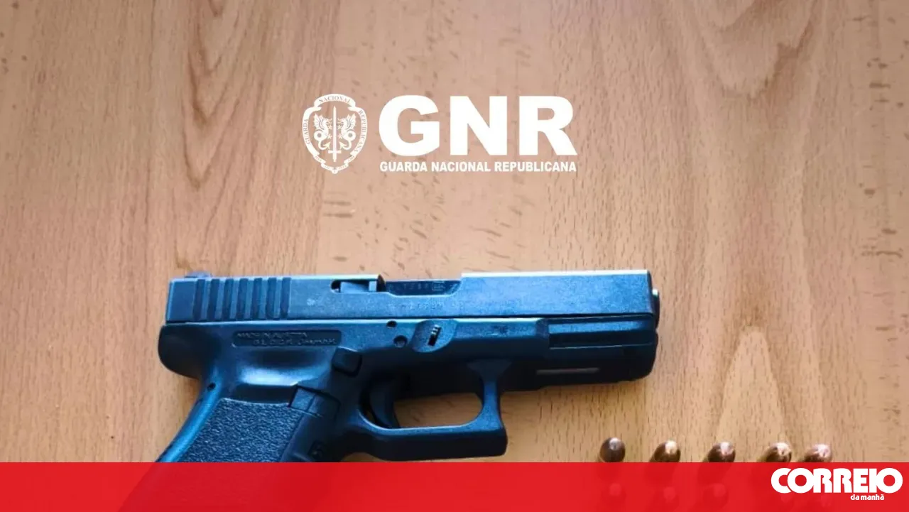 54-year-old man arrested by the GNR in Sines with drugs and a firearm