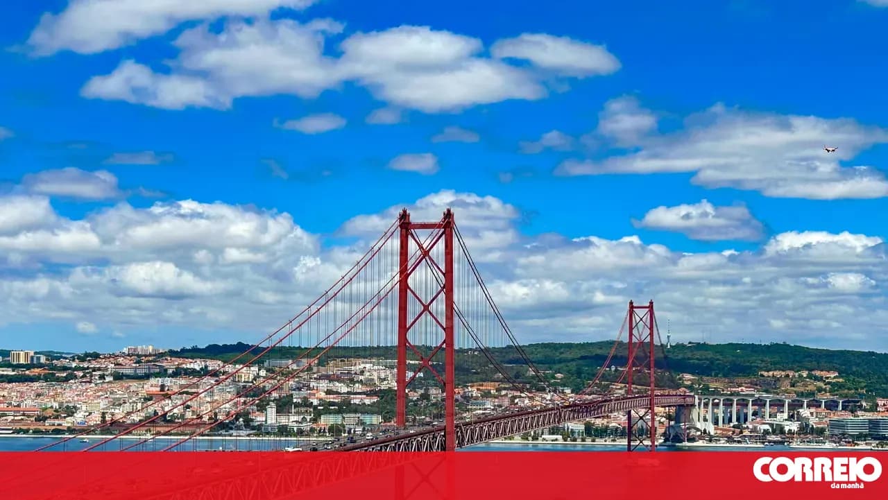 Portuguese Ambulance League announces slow-moving protest on the 25 de Abril Bridge