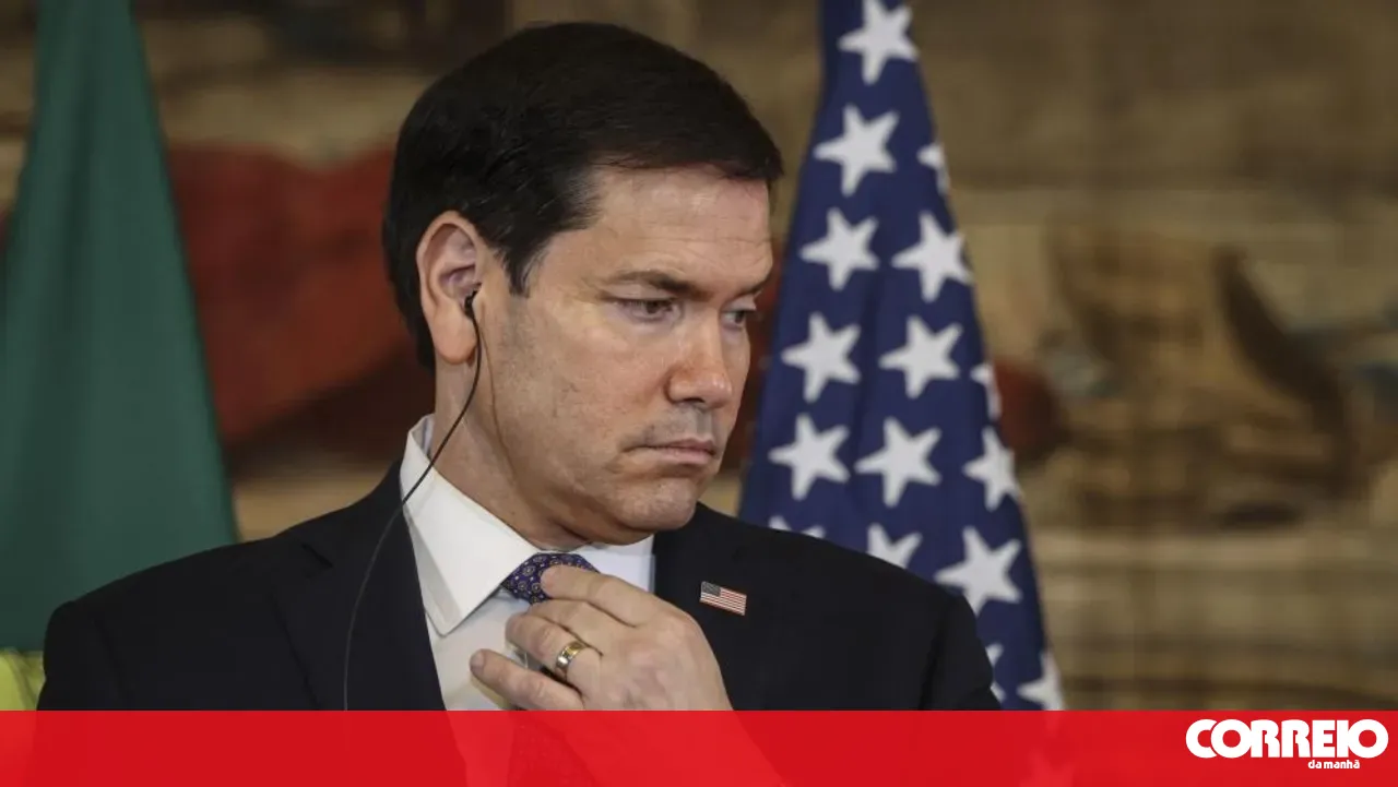 PCP tells Rubio he 'is not welcome in Portugal' and accuses the Government of 'subordination to the USA'