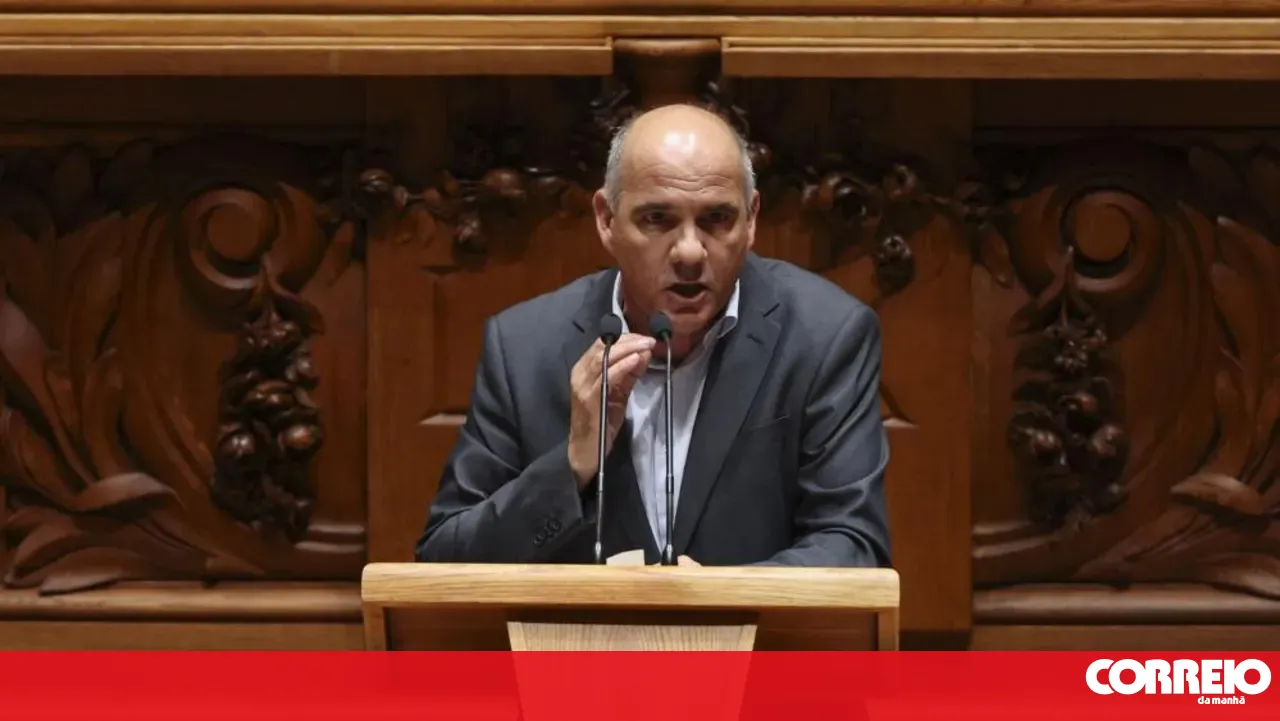 PCP accuses Government of cutting health and housing budgets and deepening the dismantling of the NHS