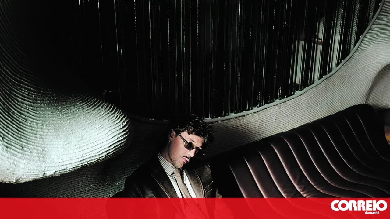 Miguel Cristovinho makes his solo debut between 'love and heartbreak, passion and introspection'