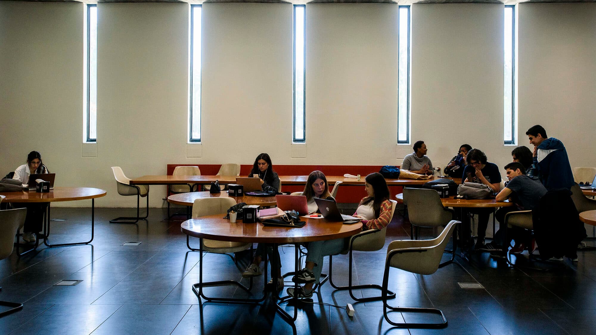 Applications for the 2nd phase of higher education access start with an 11% drop in registrations