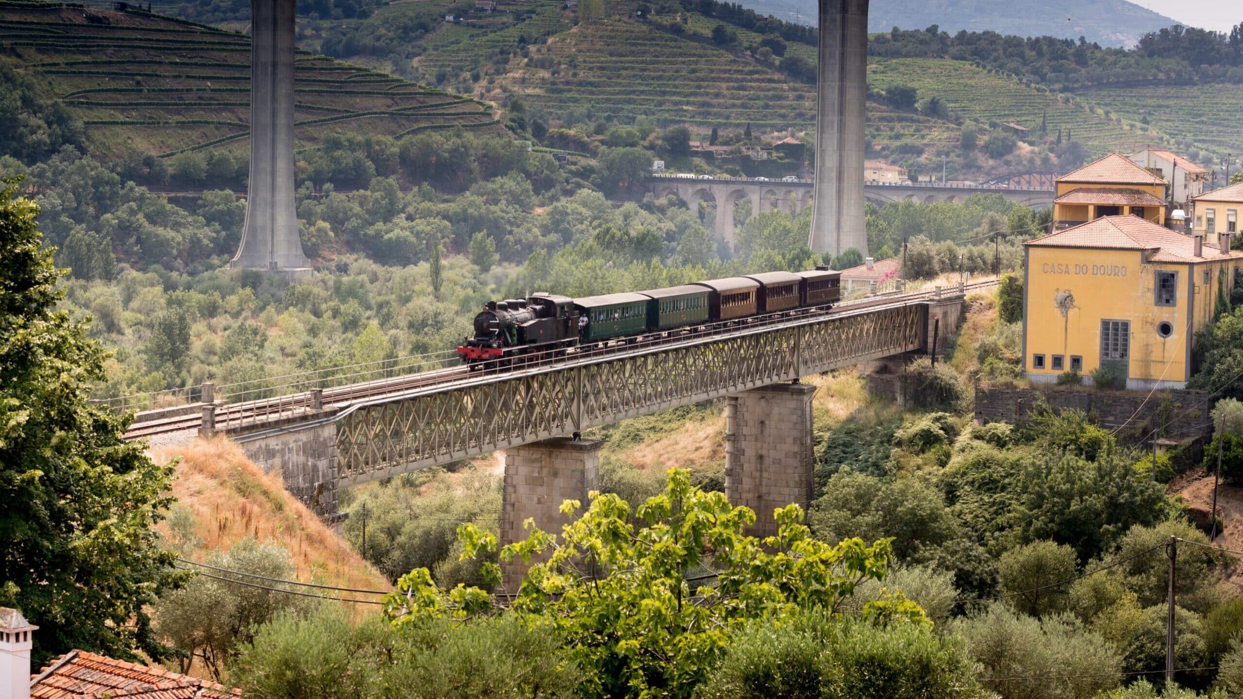 Douro historic train to run between June 6 and October 18