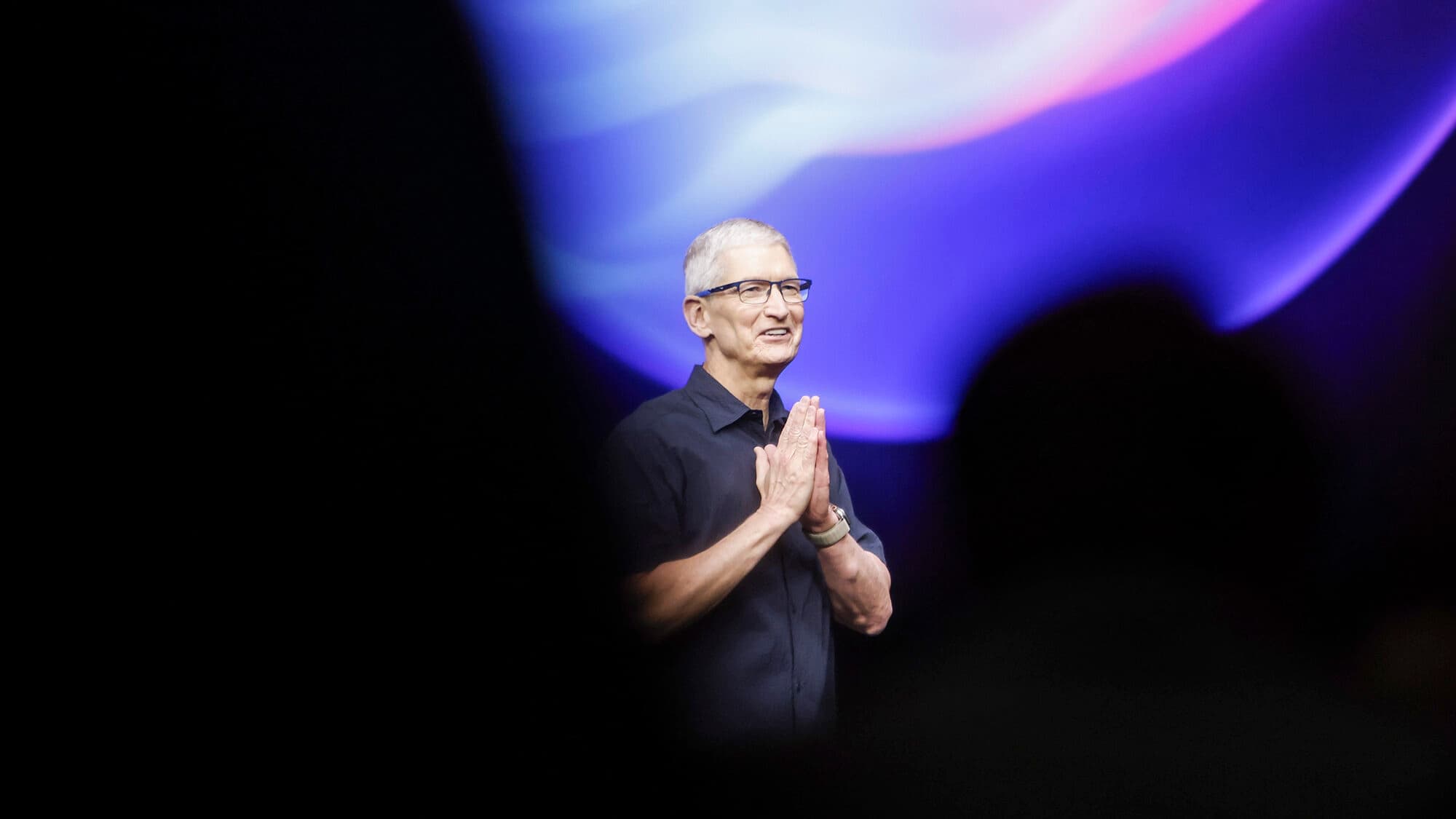 Apple redesigns Siri with Gemini and strengthens AI tools. Check out the main changes