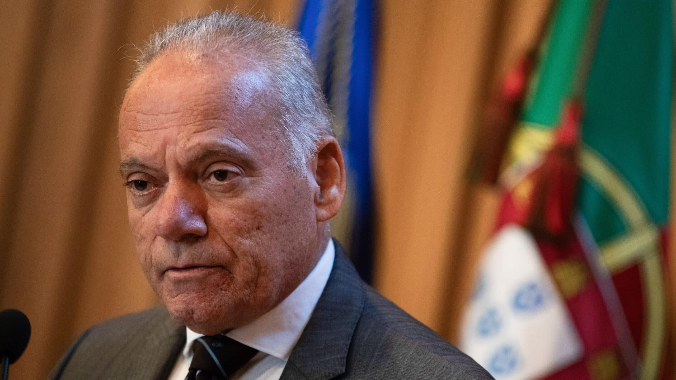 Prosecutors plan specialised teams to fight SNS fraud