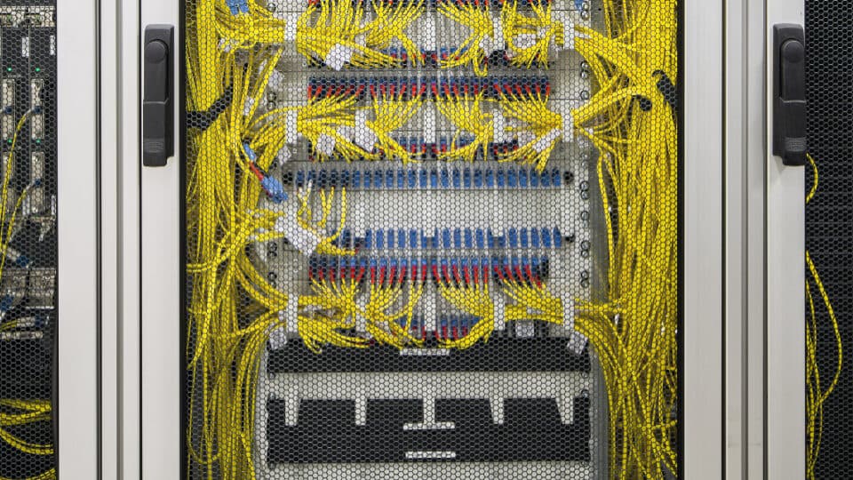 Tech company DE-CIX advocates for taxes based on data centre capacity