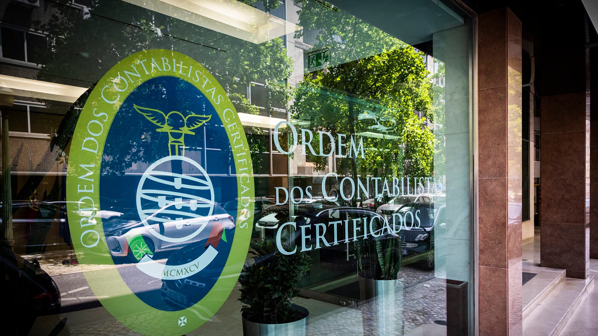 Bad weather. Accountants prepare template to assist companies with support requests