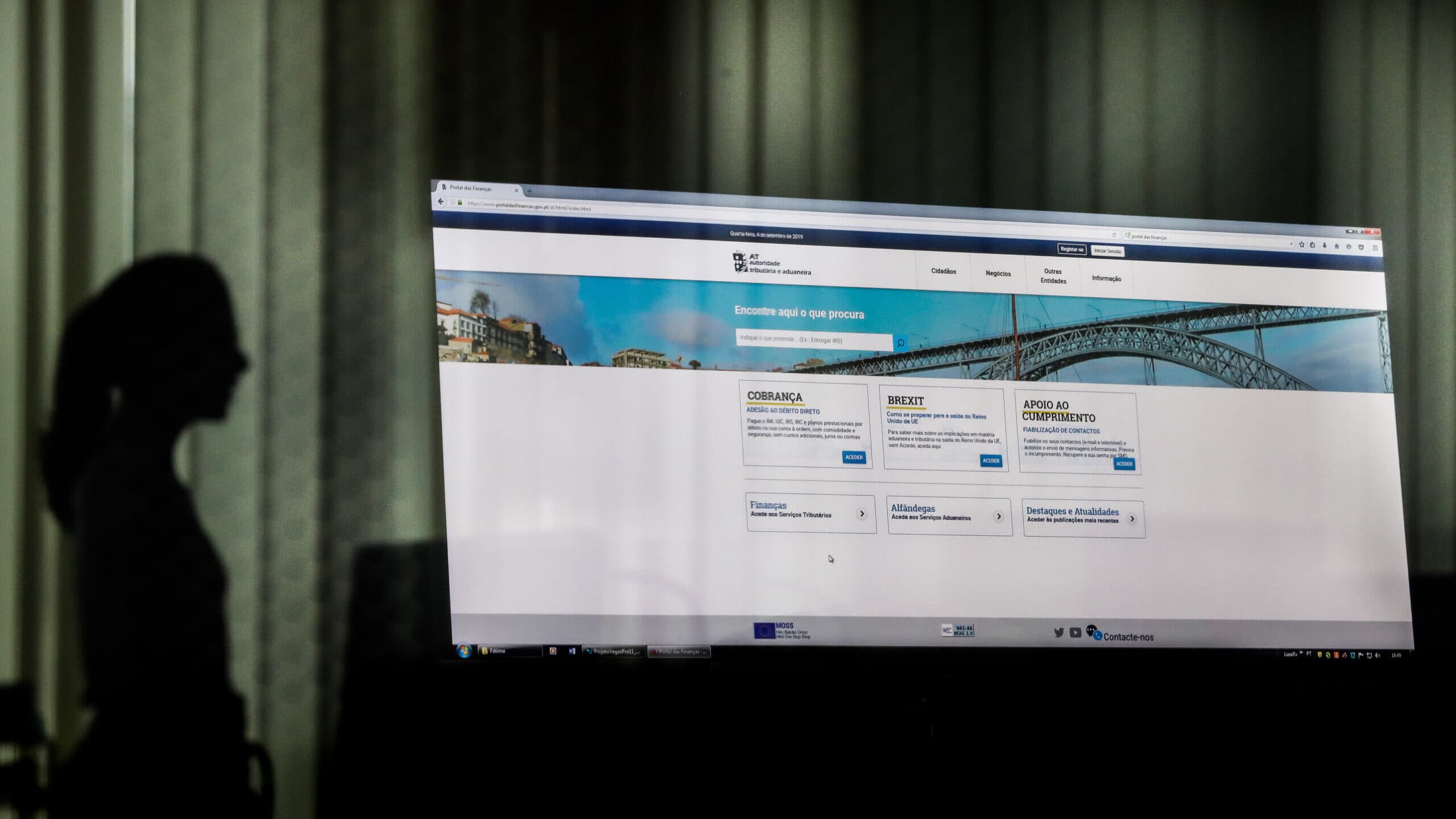 PGR warns of tax authority phishing scams