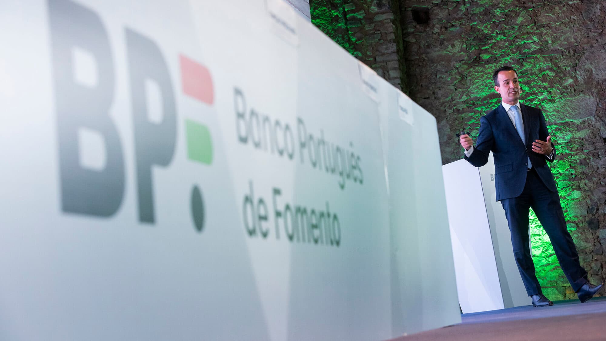 €1 billion credit line for industry and defence will have a two-year grace period