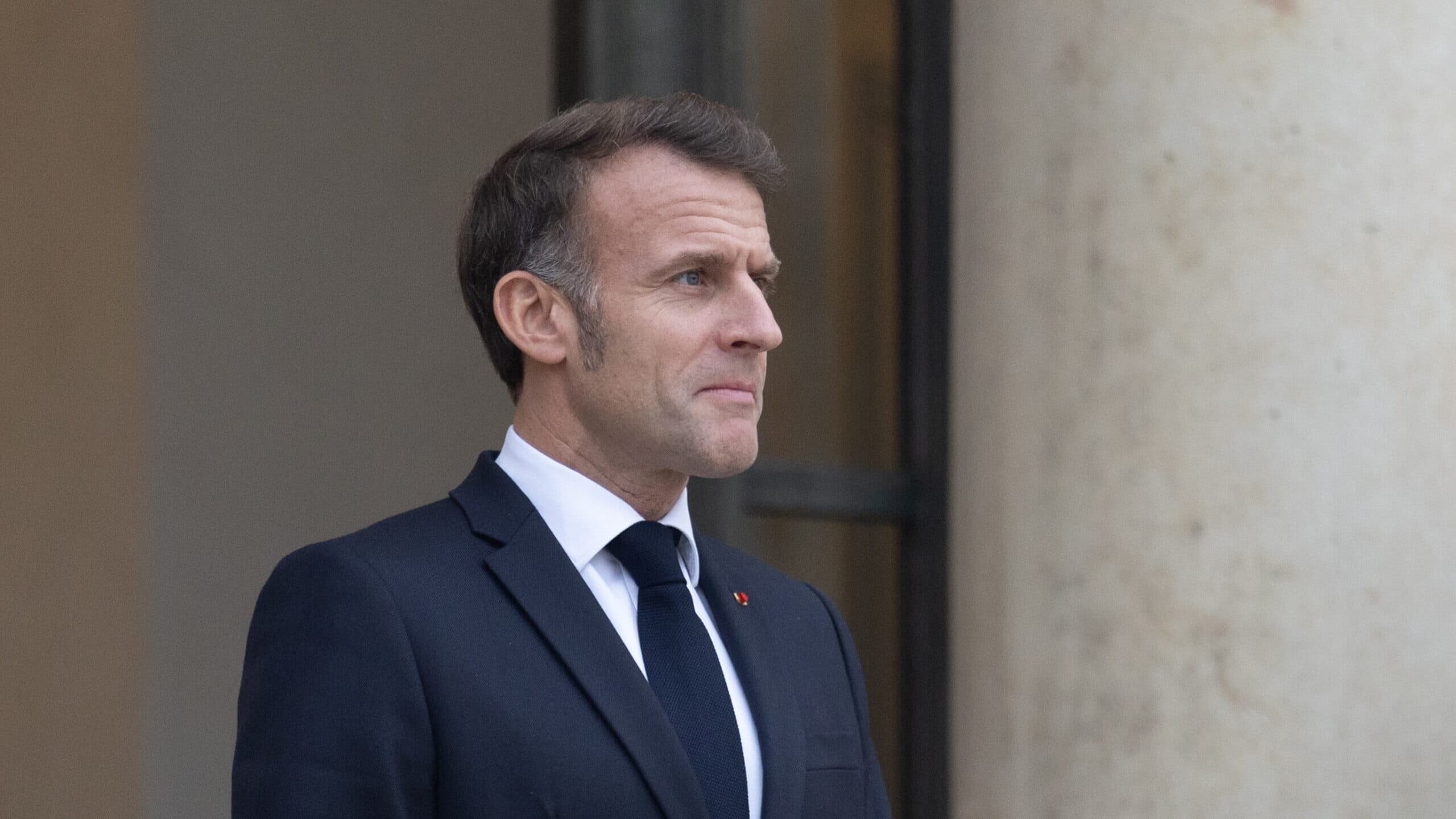 Macron defends European alliance for direct-to-device technology