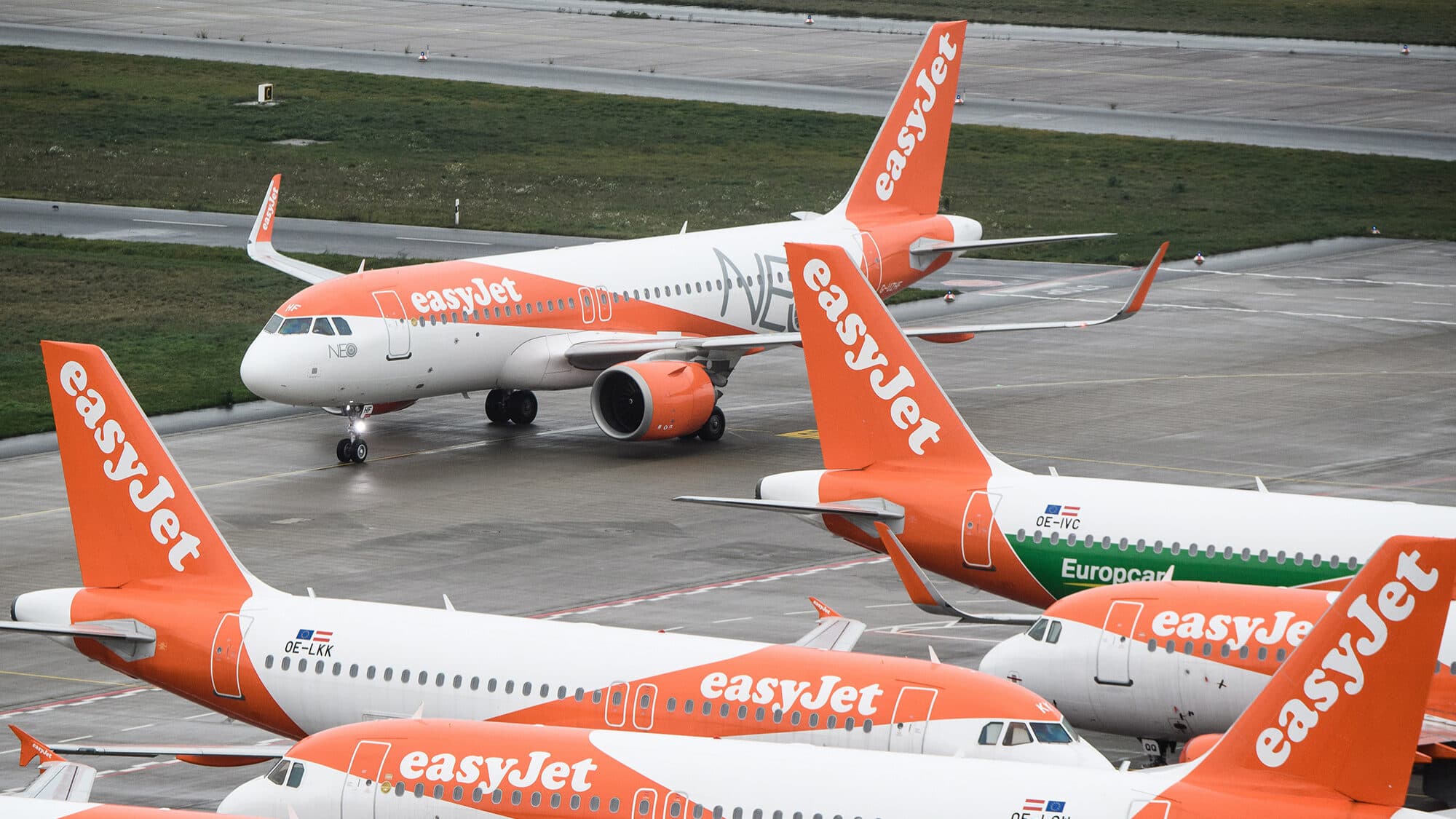 Easyjet denies talks with Castlelake fund regarding potential acquisition