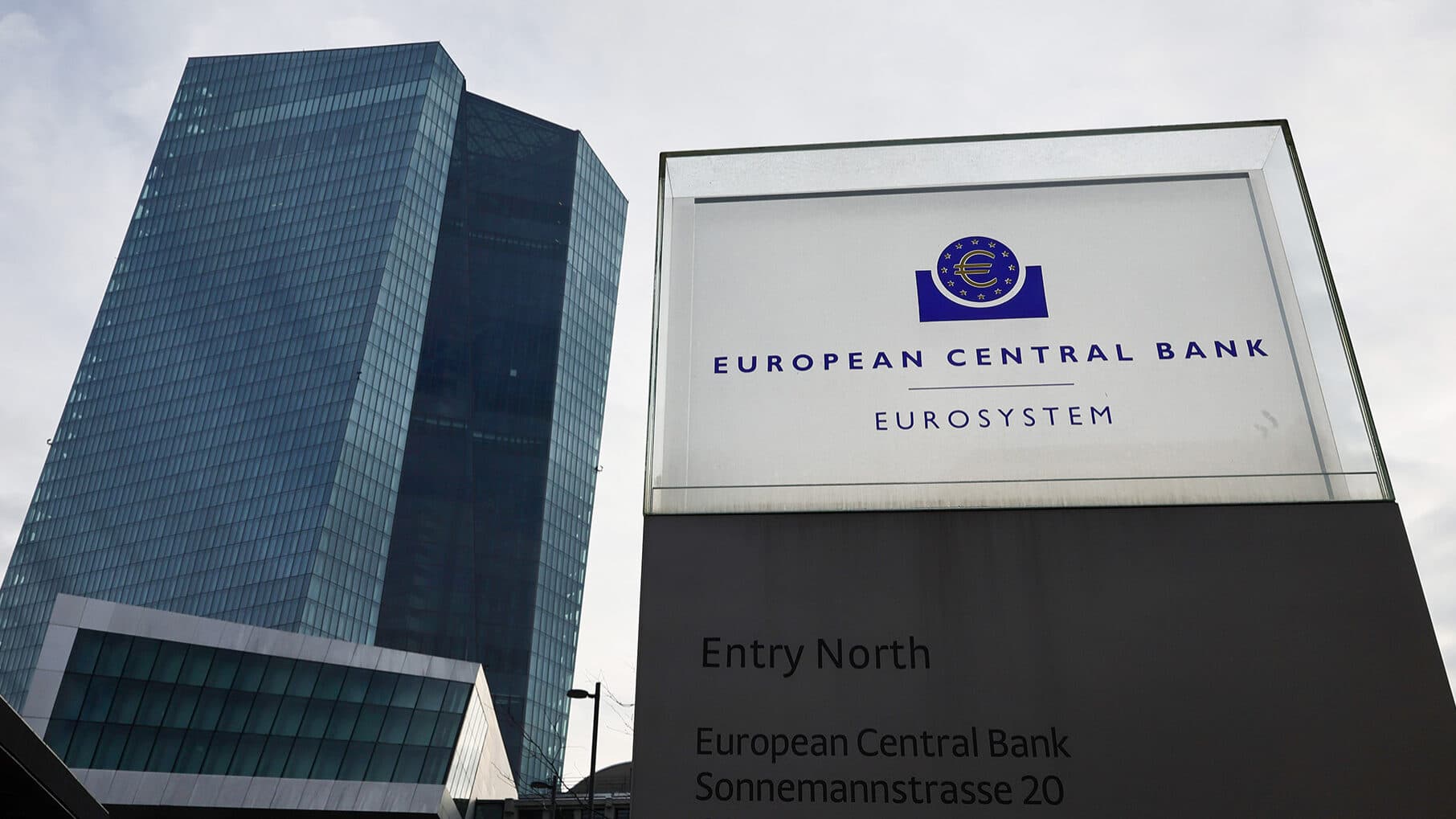 ECB raises interest rates for the second time this year to curb inflation. Deposit rate rises to 2.50%