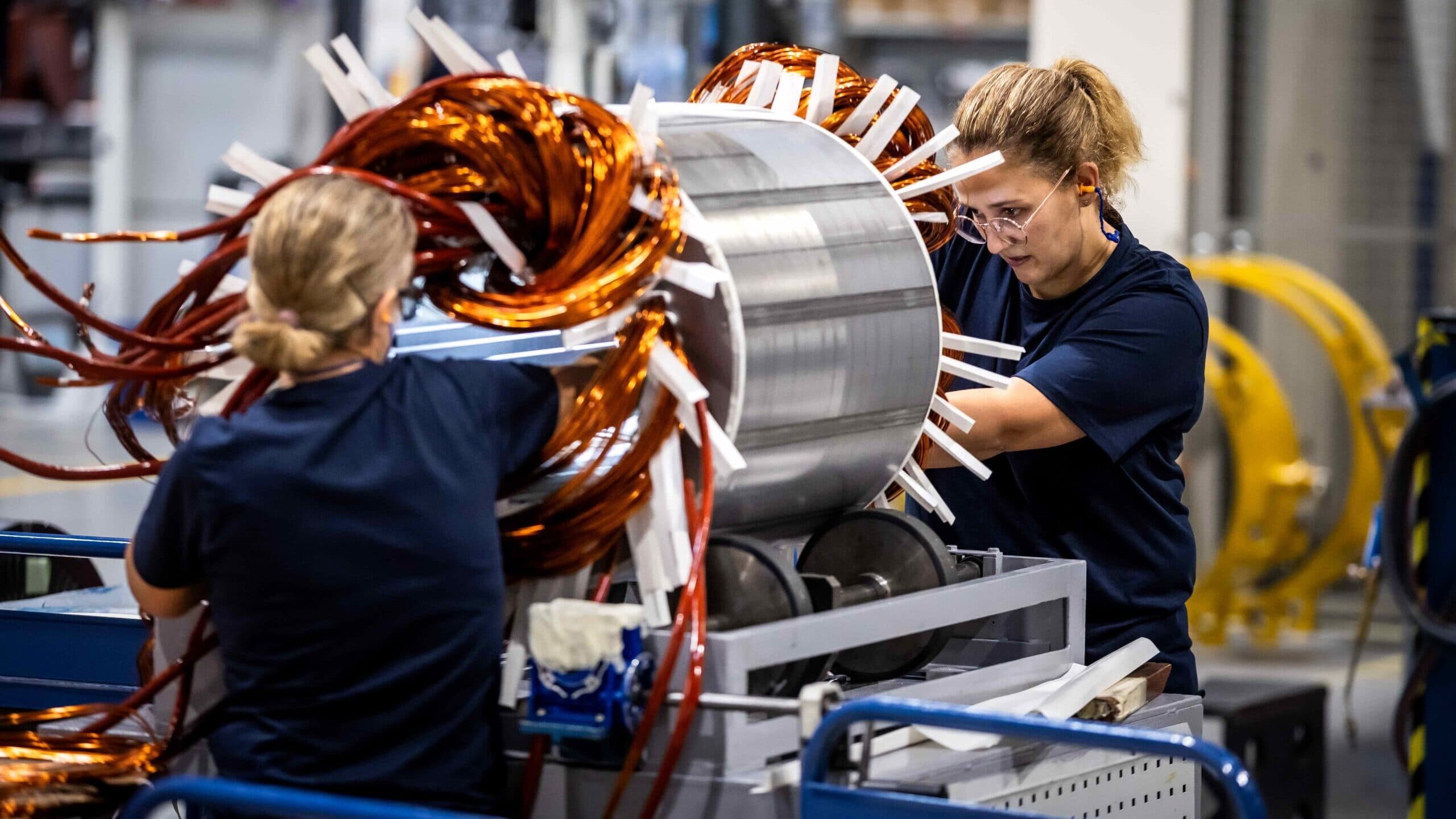 Brazilian company prepares Santo Tirso factory to produce electric vehicle chargers