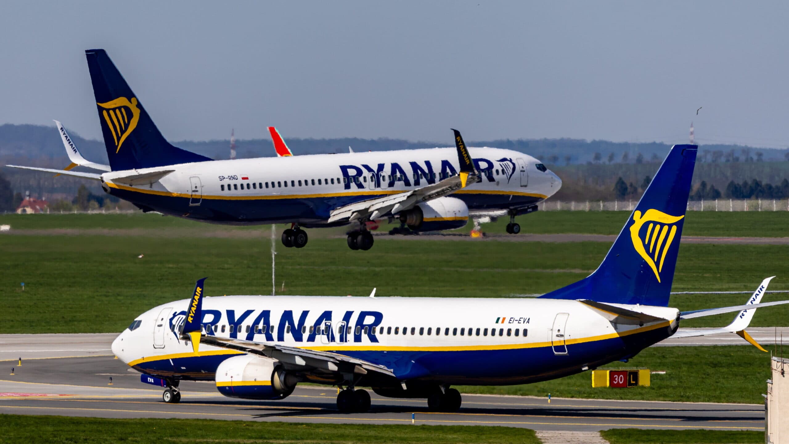 EU agrees to end unfair airline seating fees