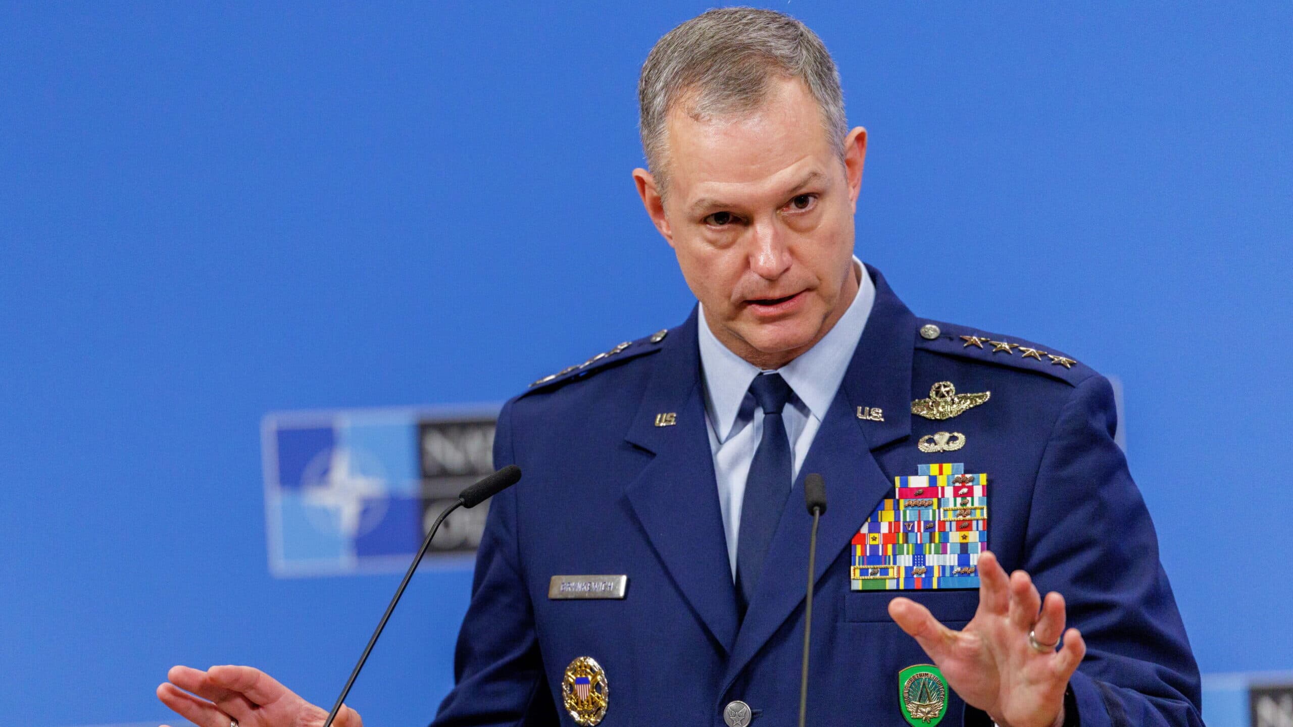 NATO guarantees that US troop withdrawal does not weaken defence