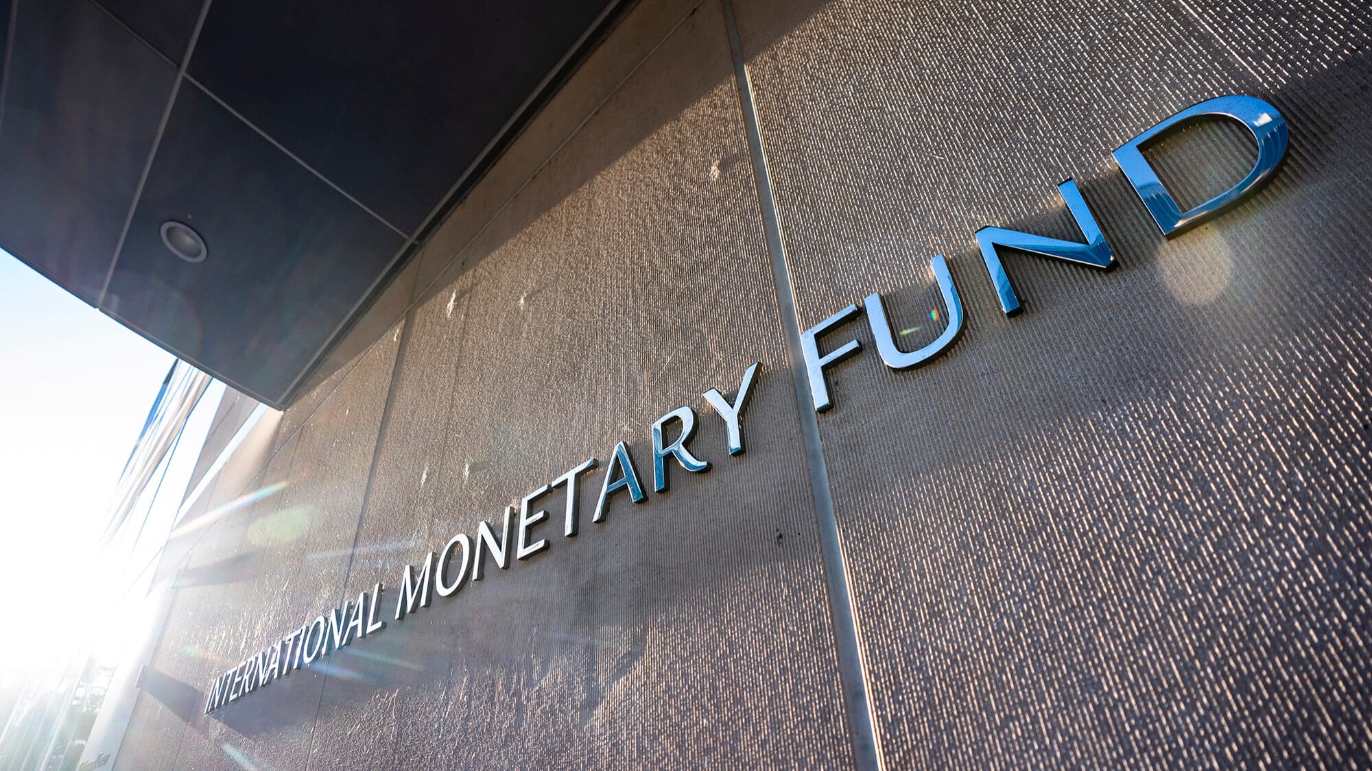 IMF denies removing Ricardo Reis due to criticism of Trump's economic policy