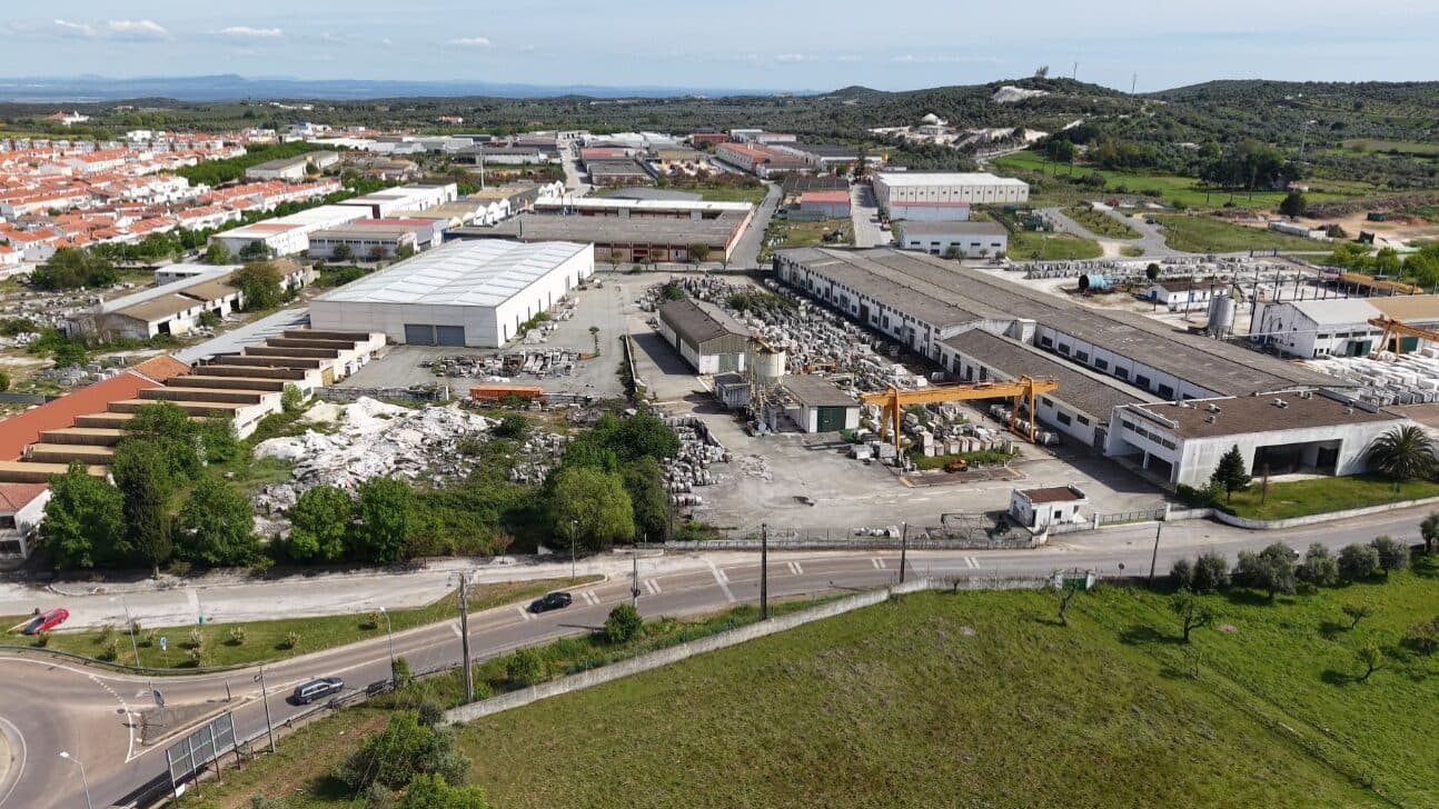 Factory of the bankrupt Marbrito in Vila Viçosa to be auctioned for nearly 5 million euros