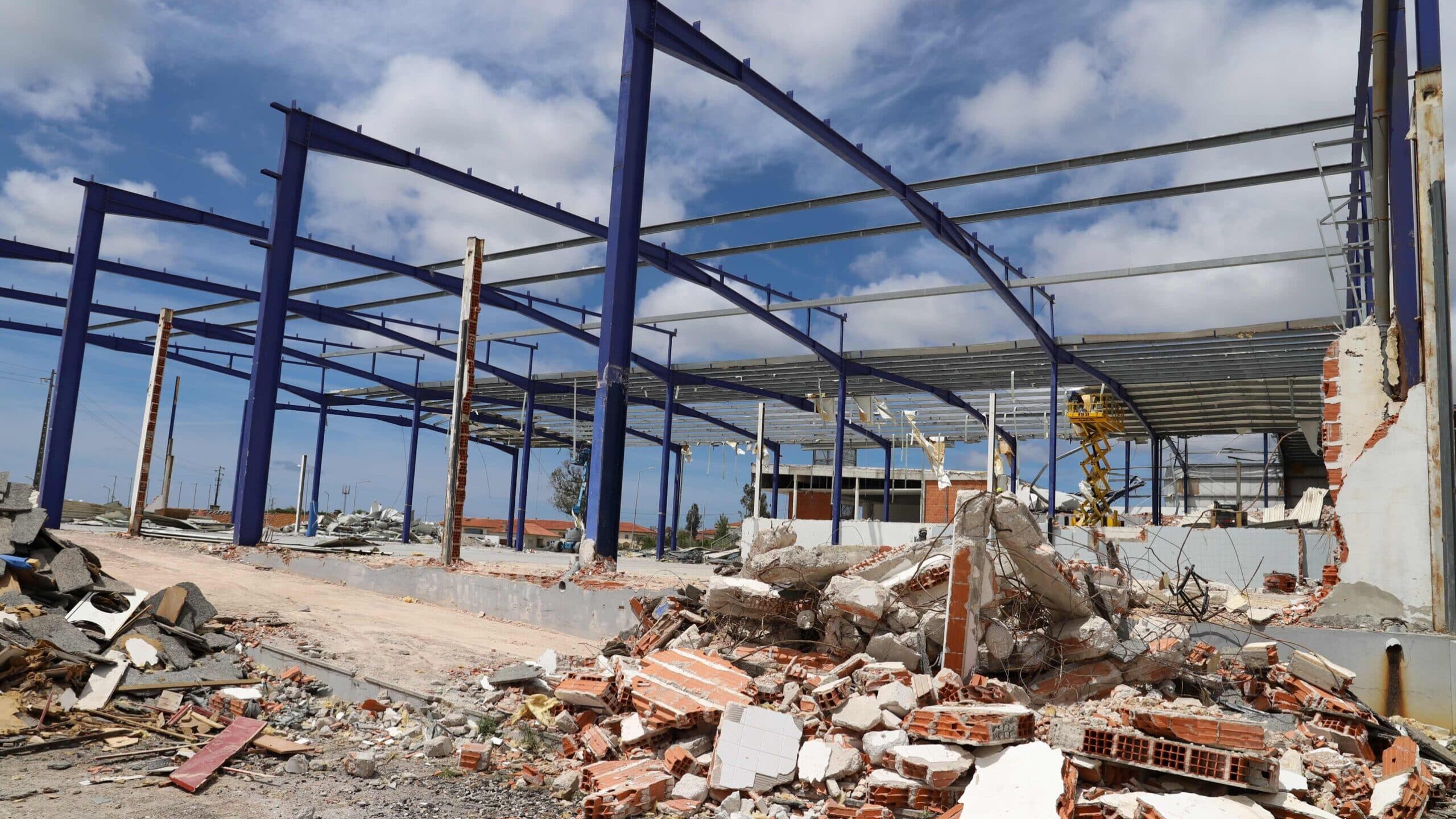 Bad weather: Marinha Grande dismantles exhibition centre due to risk of collapse