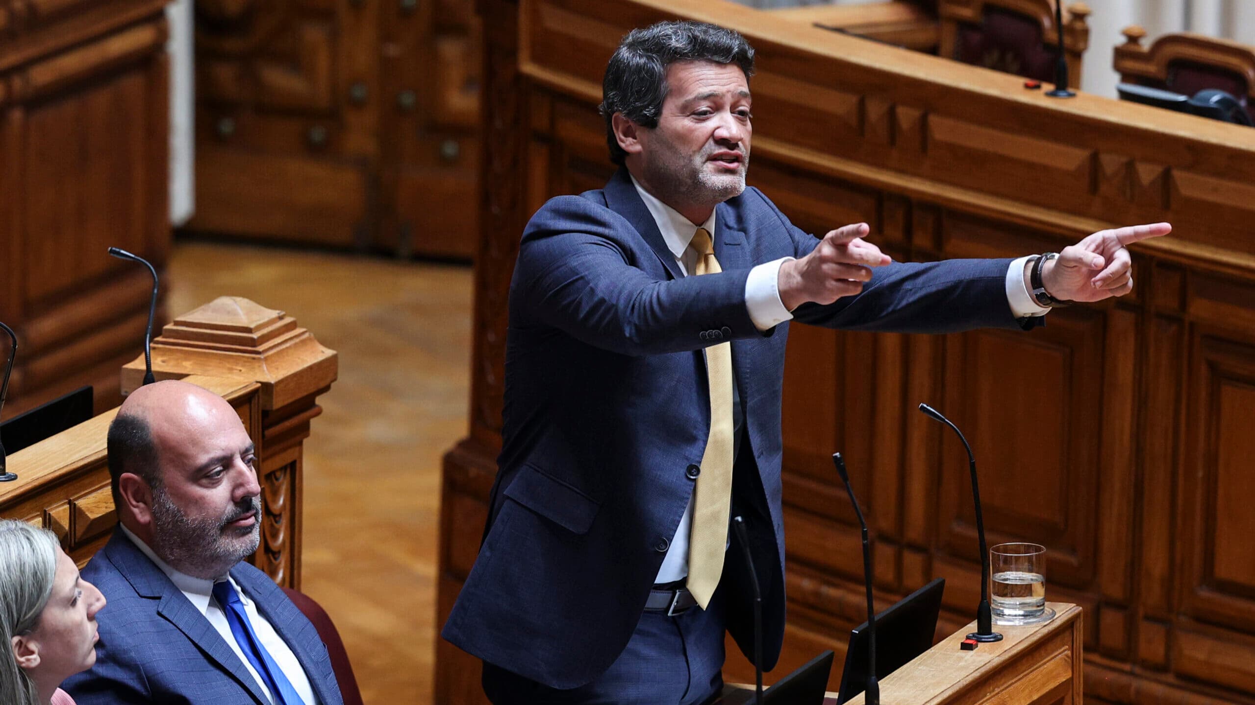 Chega proposes retirement at 40 years of contributions or 65 years of age and a maximum pension cap of 4,500 euros