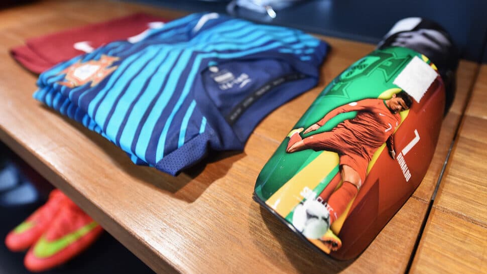 Barcelos company enters the World Cup with custom shin guards and compression socks