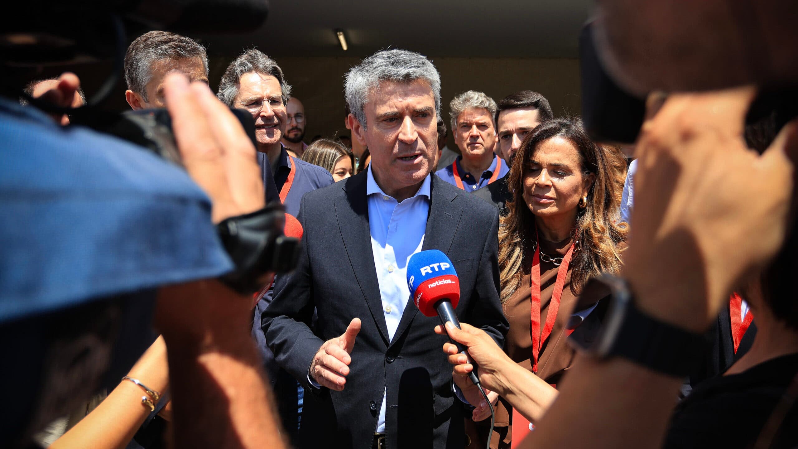 Socialist leader demands apology over exam chaos