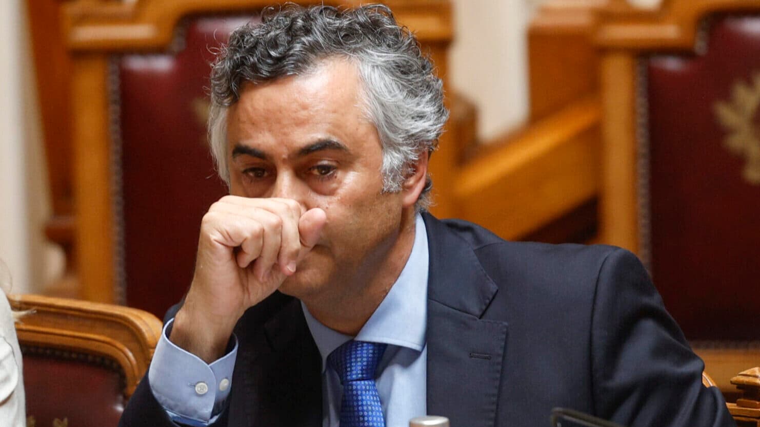 Education Minister defends digital exam transition despite errors