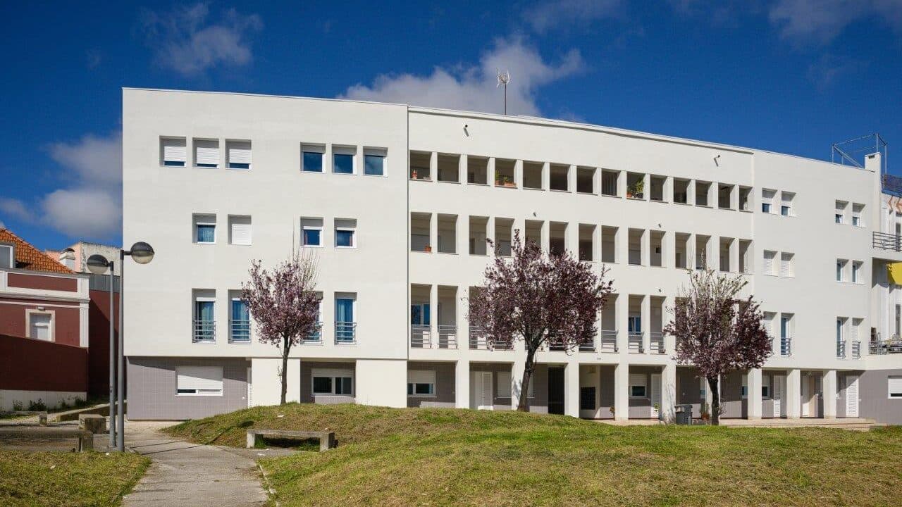 Over 700 residents in three Lisbon neighbourhoods “receive” refurbished homes