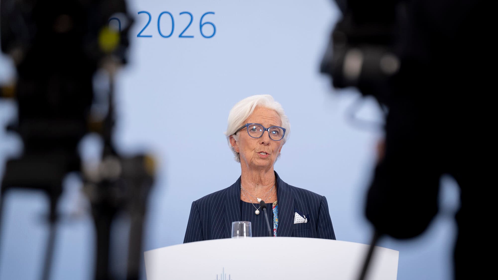 Uncertainty that “changes things overnight” prevents Lagarde from signalling next step