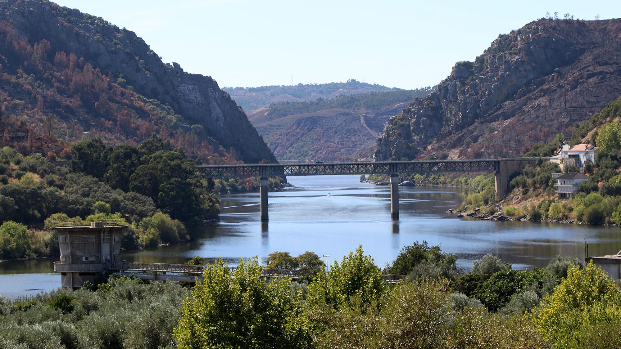 proTEJO demands limits on water and energy consumption for data centres in Abrantes